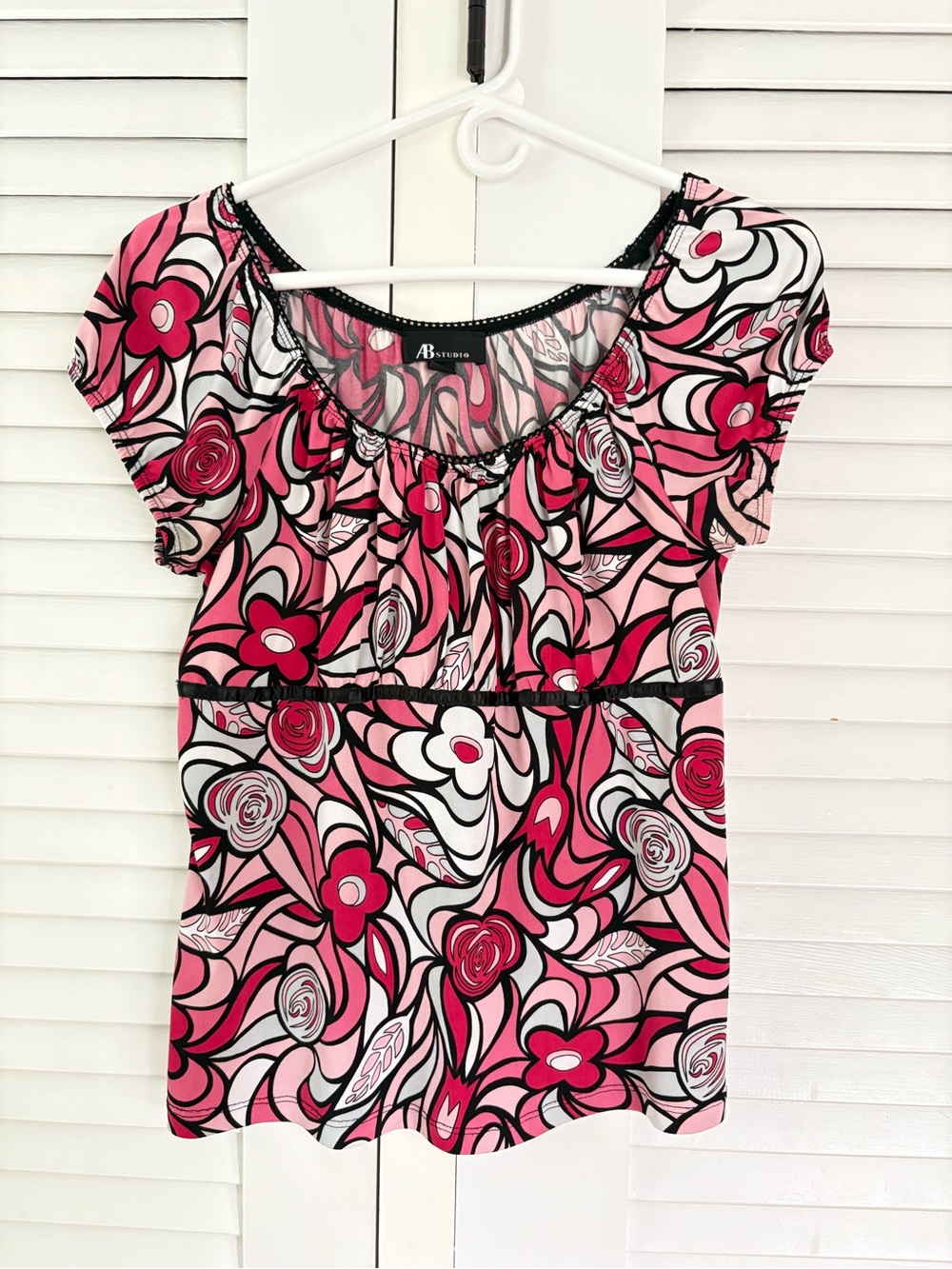 AB Studio Pink Floral Scoop Neck Top